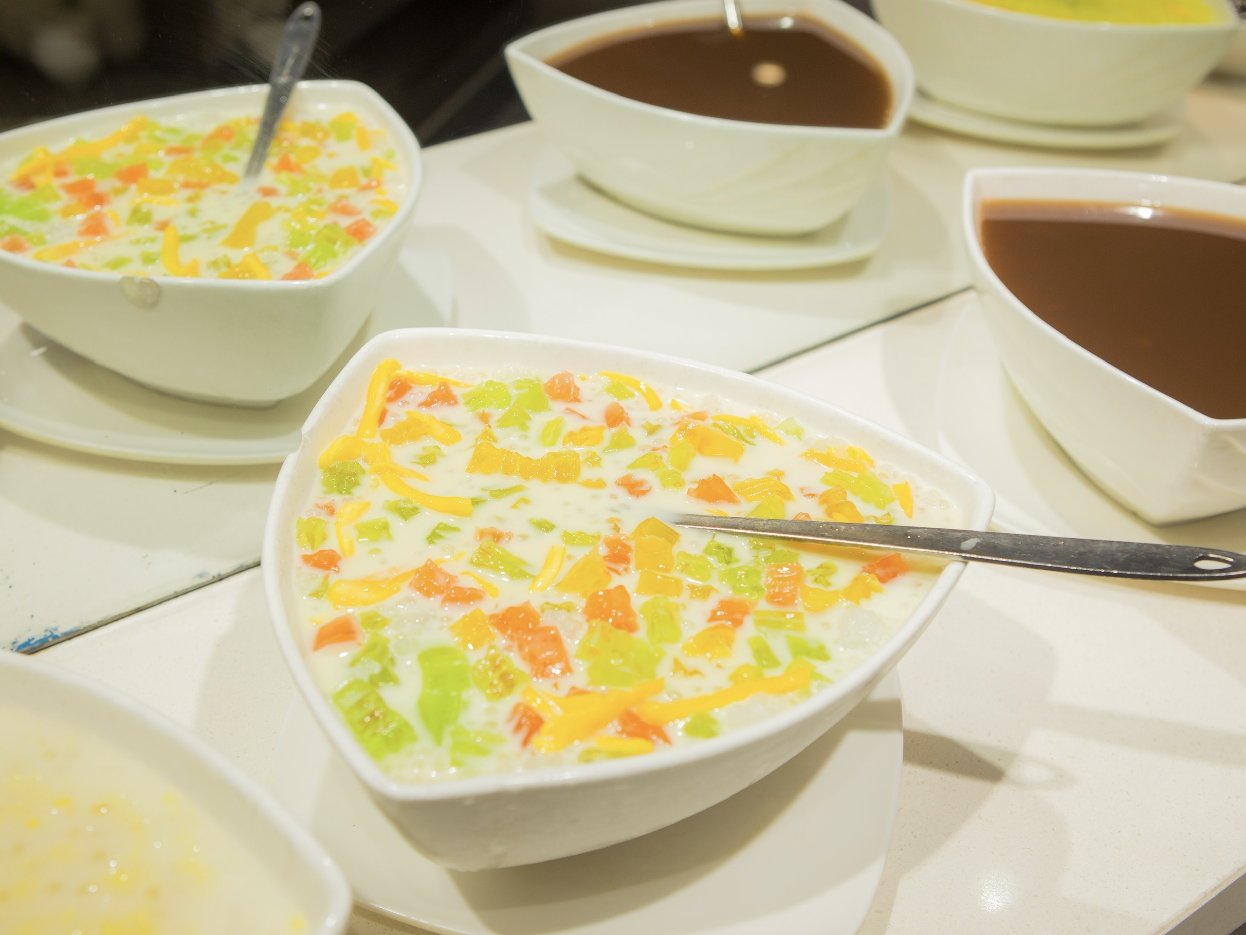 Các món tráng miệng siêu hấp dẫn tại nhà hàng Buffet mà bạn không nên bỏ qua