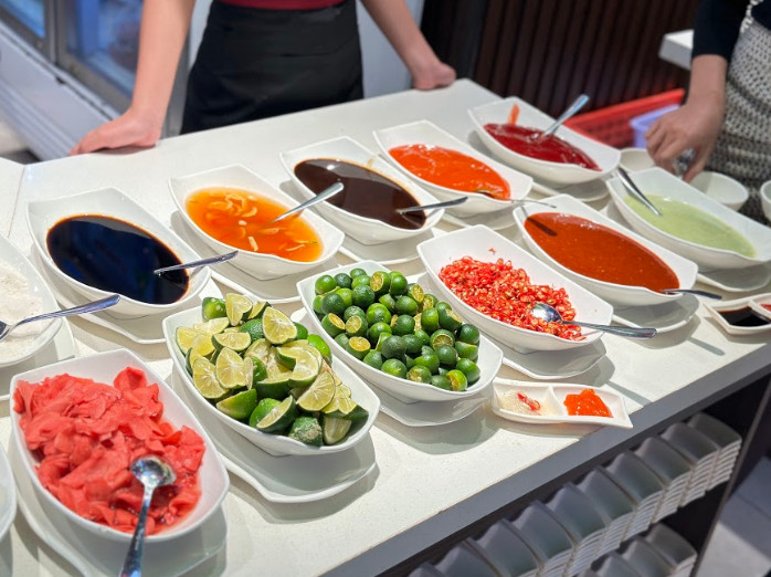 Khám phá các loại sốt chấm đa năng tại Buffet Poseidon
