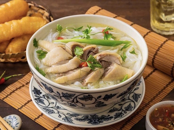 Nấu phở gà ngon đúng chất với tuyệt chiêu "bất bại"