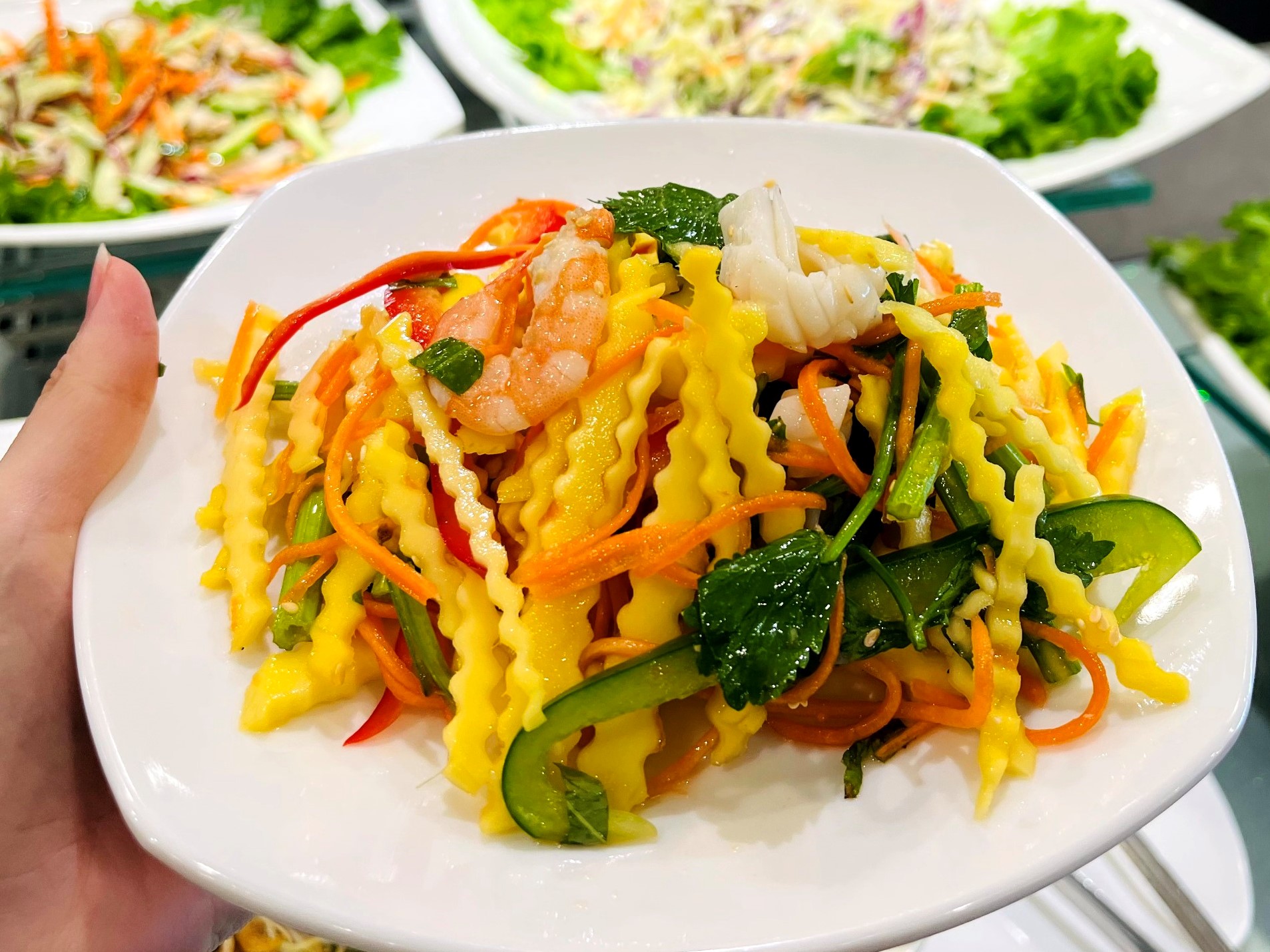 Vì sao món salad được các chị em ưa chuộng?